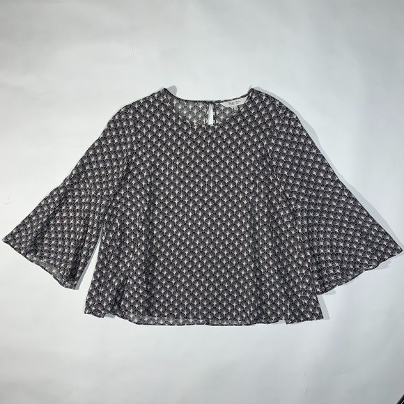 Top Part Two - Picture 1 of 7